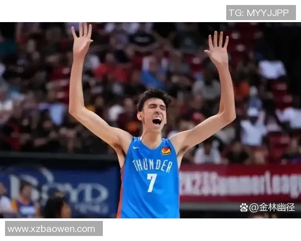 切特霍姆格伦的成长之路与未来篮球潜力探讨 切特霍姆格伦的成长之路与未来篮球潜力探讨